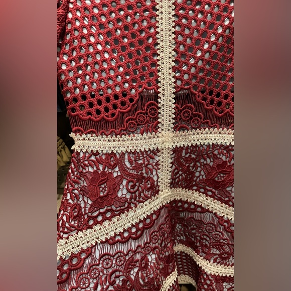 ALEXIS Dress - Picture 2 of 4